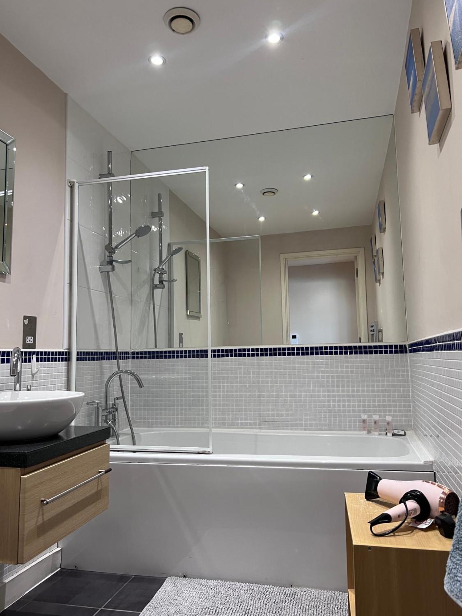 Great City Centre Getaway Apartment 2 Bed Near The Beach And Shopping Area 스완지 외부 사진